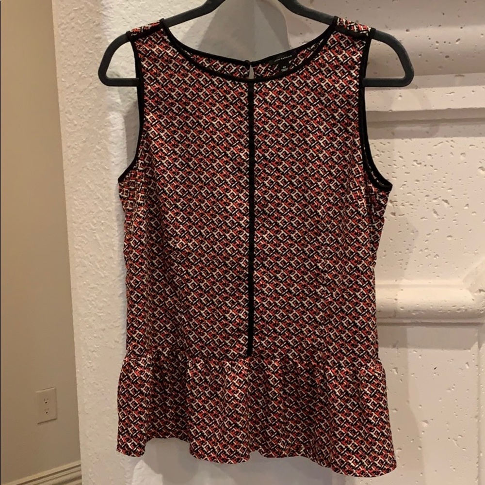 Ann Taylor blouse size 10 - black, red, and white